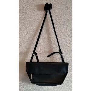 J. CREW Bennett Black Soft Leather Bag Crossbody Purse Magnetic Fold Over 11x9x3
